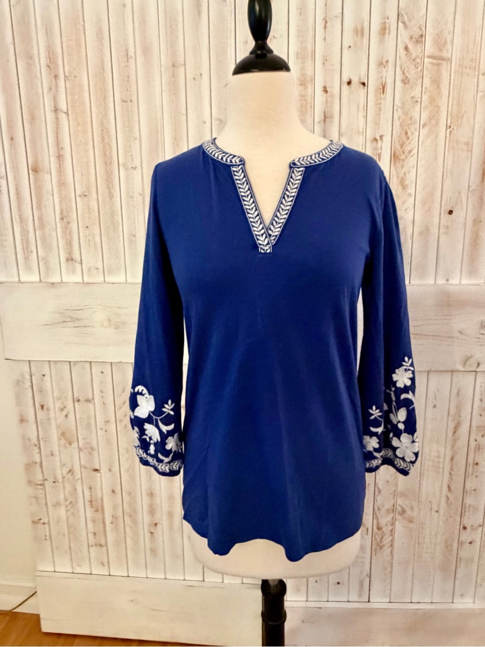 Lilly Pulitzer Royal Blue Tunic with White Floral Embroidery